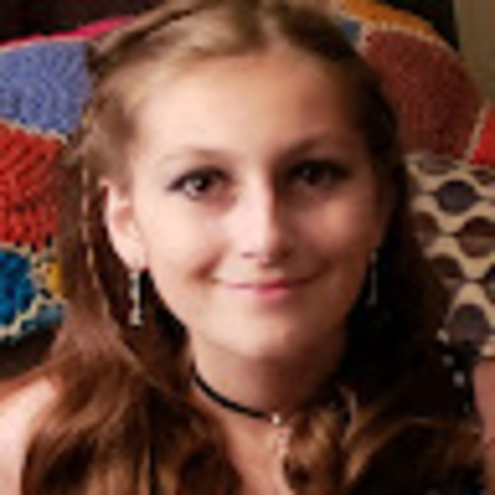 Meet your Posher, Abigail